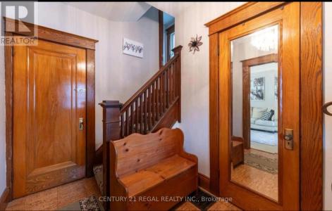 133 EASTBOURNE AVENUE, Hamilton (st. Clair), オンタリオ L8M 2M9, カナダ