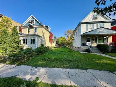 369 HOME STREET, Winnipeg, 馬尼托巴 R3G 1X5, 加拿大