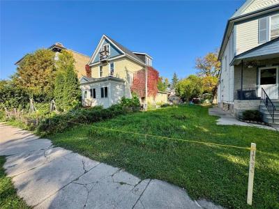 369 HOME STREET, Winnipeg, 馬尼托巴 R3G 1X5, 加拿大