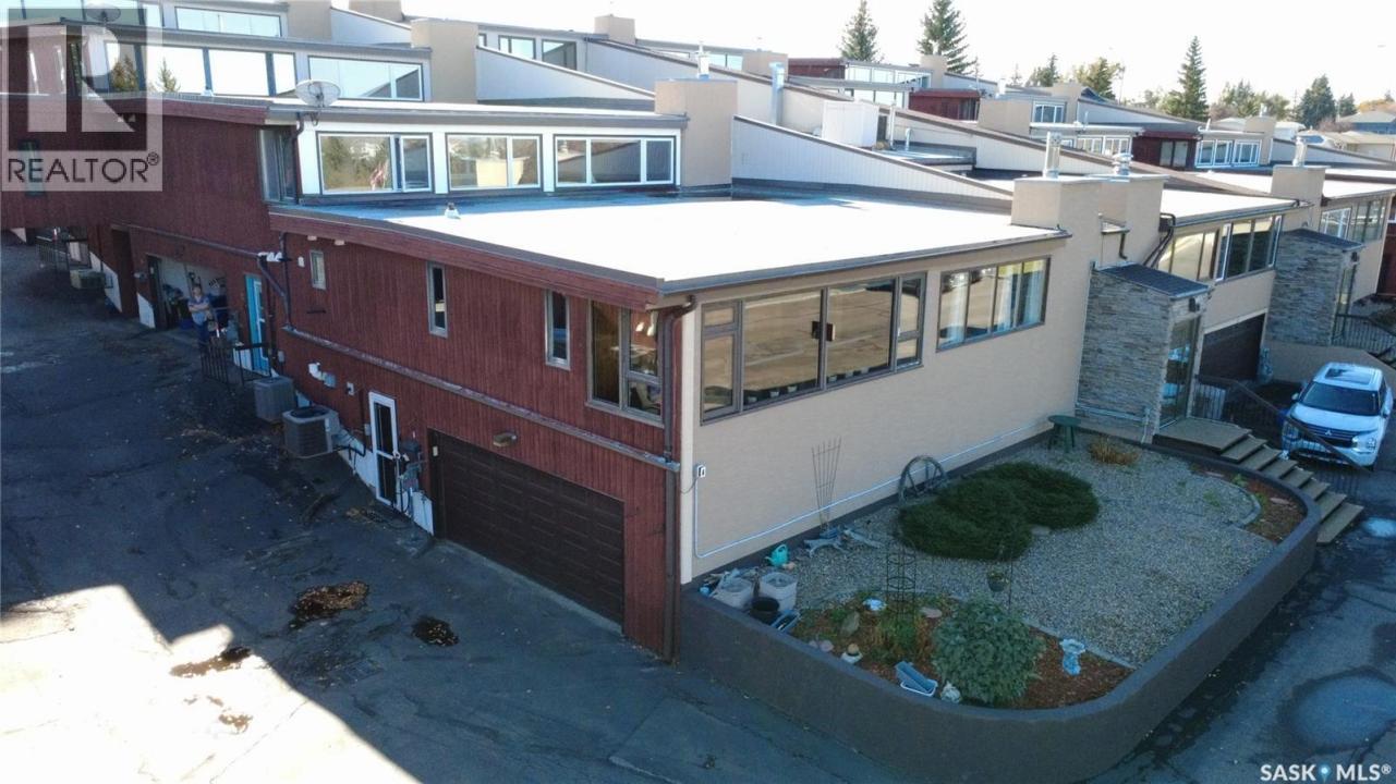 8 275 ALPINE CRESCENT, Swift Current, Saskatchewan S9H 4T5, Kanada