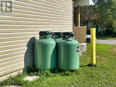 64 PARKWAY PLACE, Terrace Bay, Ontario P0T 2W0, Canada