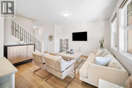 201 COOPERSWOOD GREEN SOUTHWEST, Airdrie, Alberta T3B 3Y6, Canada