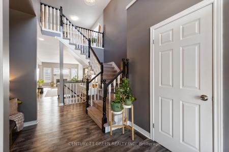 39 HONEY LOCUST CIRCLE, Thorold, Ontario L2V 5E3, Canada