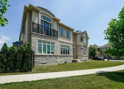3227 KINGSHOLM DRIVE, Oakville, Ontario L6M 0W6, CANADÁ