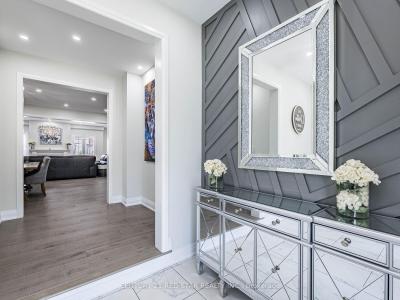 22 ROLLING ROCK WAY, Brampton, Ontario L6Y 6H3, Canada