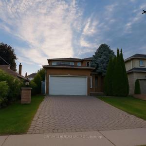824 THORNTON ROAD N, Oshawa, 安大略省 L1J 7N2, 加拿大
