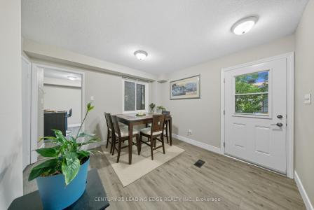 416 SCOTTSDALE DRIVE, Guelph, Ontario N1G 2Z8, Canada