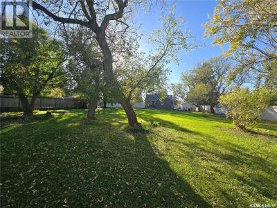 315 GOVERNMENT ROAD, Stoughton, Saskatchewan S0G 4T0, Canadá