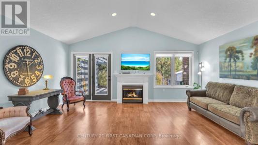 4.5 MORRISON DRIVE, St. Thomas, Ontario N5R 4S6, Canada