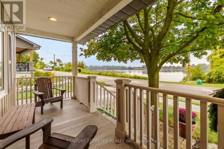 57 EDGEWATER BOULEVARD, Peterborough (ashburnham Ward 4), Ontario K9H 1A4, Canada