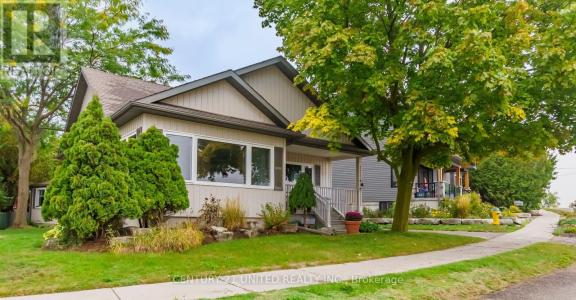 57 EDGEWATER BOULEVARD, Peterborough (ashburnham Ward 4), Ontario K9H 1A4, Canada