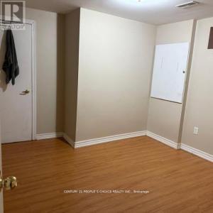 71 LILLY CUP AVENUE, Toronto (clairlea-birchmount), オンタリオ M1L 0G1, カナダ