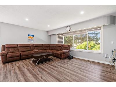 5460 INTERPROVINCIAL HIGHWAY, Abbotsford, קולומביה הבריטית V3G 2P6, קנדה 