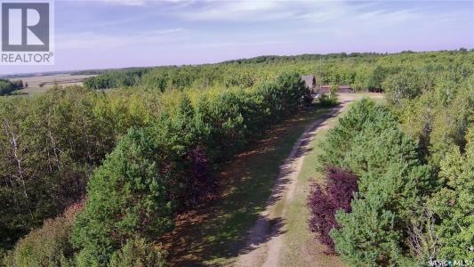 EDAM QUARTER, Edam, Saskatchewan S0M 0V0, Canada