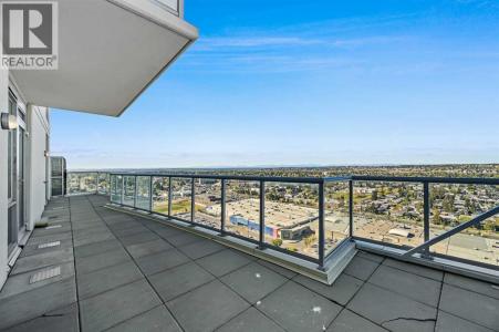 77 SPRUCE PLACE SOUTHWEST, Calgary, アルバータ T3C 3X6, カナダ