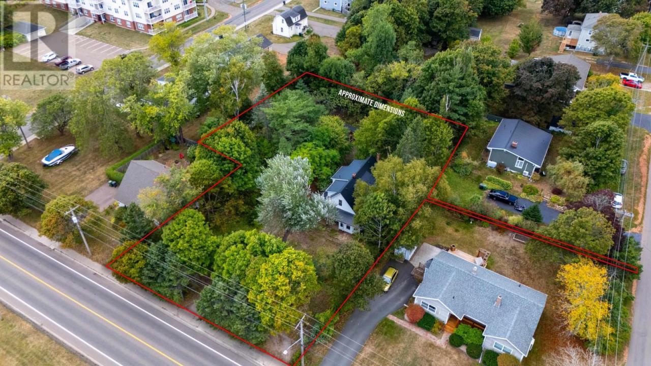 151 KENSINGTON ROAD, Charlottetown, Prens Edward Adası C1A 5J7, Kanada