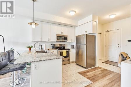 70 SHIPWAY AVENUE, Clarington (newcastle), Ontario L1B 0V7, Canada