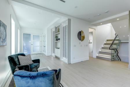 15569 OXENHAM AVENUE, White Rock, Colombie-Britannique V4B 2J2, Canada