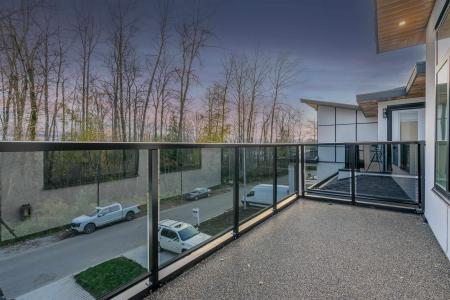 16647 18 AVENUE, Surrey, 不列颠哥伦比亚省 V3Z 9X5, 加拿大