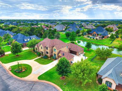 22057 Water Oak Circle, Edmond, Oklahoma 73012, Stati Uniti