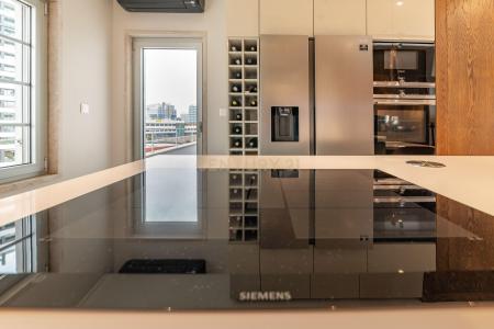 葡京, 葡京 1990-196, 葡萄牙