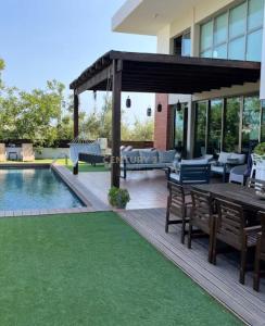 Agios Athanasios, Cyprus