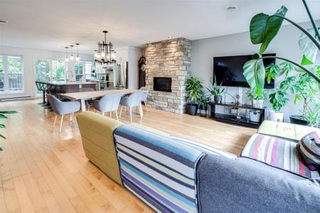 345  Ch. des Sorbiers, Piemont, Quebec J0R 1K0, Kanada