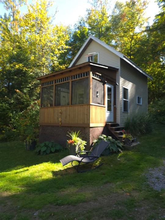 54  Ch. du Lac-Galarneau E., Mansfield-et-Pontefract, Quebec J0X 1R0, Canada