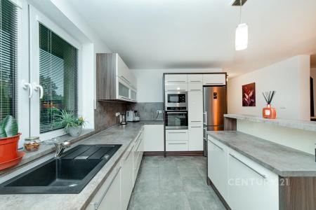 Lípová, Třinec, Frýdek-Místek 73961, Czech Republic