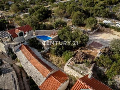 Marina, Vinišće, Na Przystań, Splitsko-dalmatinska Županija, Chorwacja