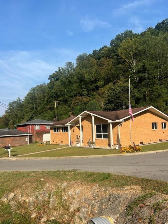 725 Mays Branch, Prestonsburg, Kentucky 41653, HOA KỲ