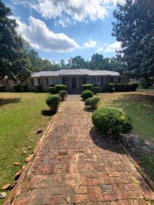 122 W Boyce Street, Manning, SC 29102, USA