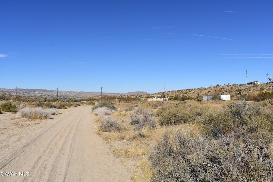 Indio Avenue APN 0588-081-11, Yucca Valley, 加利福尼亚州 92284, 美国