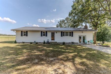 18397 Highway Hh, Lebanon, Missouri 65536, USA
