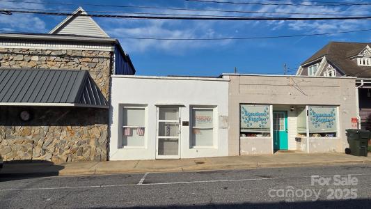 210 S Academy Street, Lincolnton, North Carolina 28092, HOA KỲ