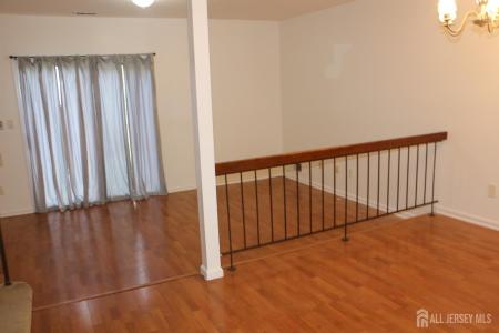 405 Maplecrest Road, Edison, New Jersey 08820, USA