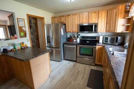 9207 Capella Dr NW, Bemidji, Minnesota 56601, USA