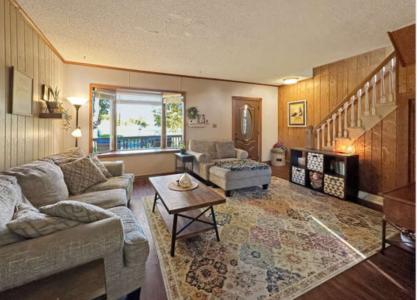 207 Bawden Street, Marmorplatten, Minnesota 55764, USA