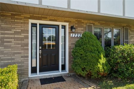 1722 Arona Rd, Irwin, Pennsylvania 15642, USA