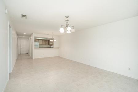 1033 Regency Drive , Melbourne, Florida 32935, Estados Unidos