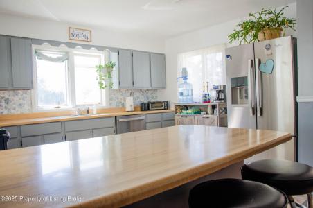 18 2nd Street, Bowman, ノースダコタ 58623, アメリカ合衆国