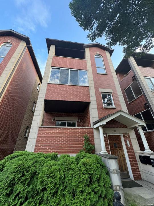 711 W 31st Street , 1, Chicago, Illinois 60616, États-Unis