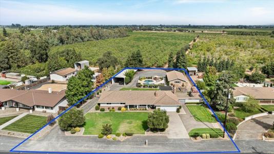 5125 River Road, Oakdale, California 95361