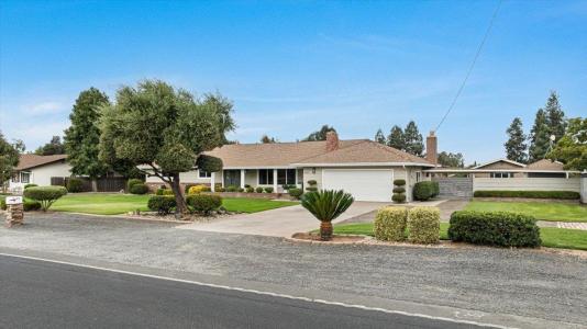 5125 River Road, Oakdale, California 95361