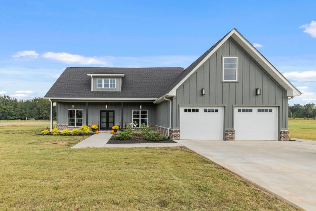 190 CR 234, Florence, Alabama 35633