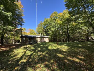 1663W CTH J, Mercer, Wisconsin 54547, HOA KỲ