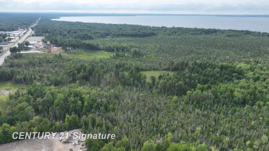 VL W Houghton Lake, Houghton Lake, ミシガン 48629, アメリカ合衆国
