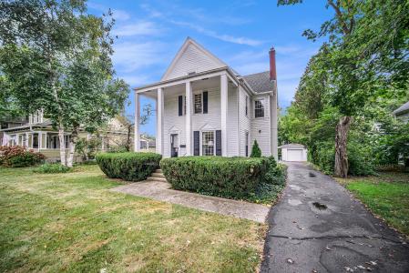 305 E Michigan Avenue, Saline, Michigan 48176, USA