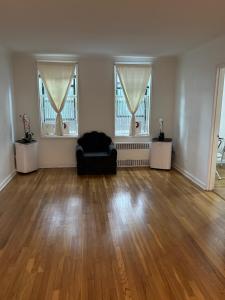 84-31 Van Wyck Expressway Unit #1M, Briarwood, 紐約州 11435, 美國