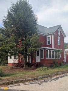27 Highland Street, Rochester, New Hampshire 03868